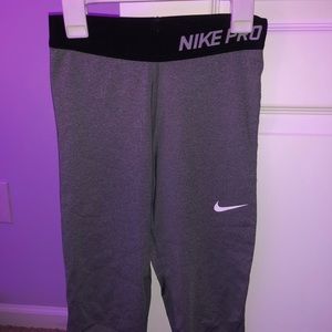 Nike Pro Capri Leggings